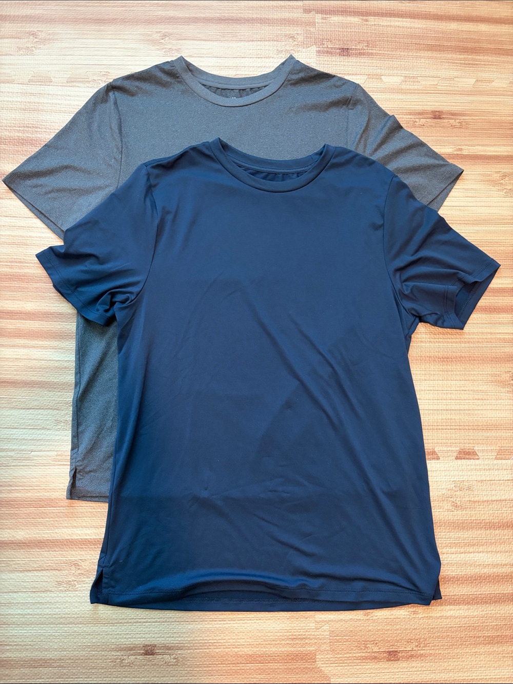 2 All In Motion gym t-shirts workout shirts Men’s SMALL Gray & Blue
